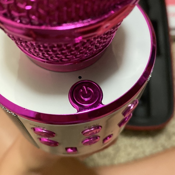 Microphone - Picture 5 of 6